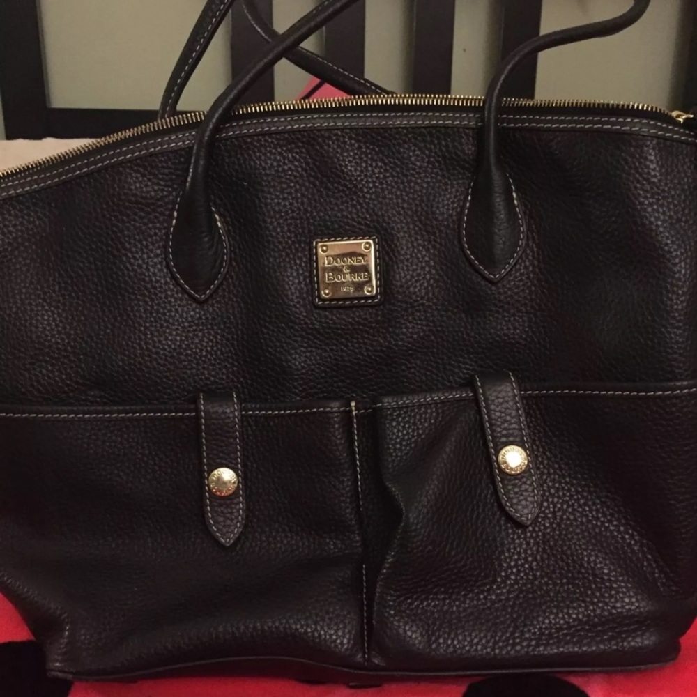 SOLD ON Ⓜ️** DOONEY AND BOURKE BLACK TOTE